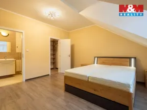 Pronájem bytu 2+kk, Karlovy Vary, Moskevská, 49 m2