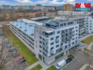 Pronájem bytu 2+kk, Pardubice - Zelené Předměstí, nábřeží Závodu míru, 79 m2