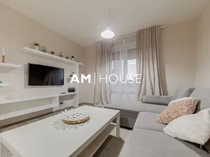 Pronájem bytu 2+kk, Praha - Karlín, Thámova, 58 m2