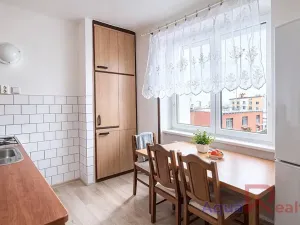 Prodej bytu 2+1, Sokolov, Sokolovská, 49 m2