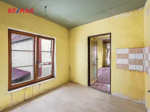 Prodej obchodního prostoru, Kostelec nad Černými lesy, Pražská, 250 m2