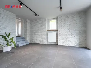 Pronájem kanceláře, Praha - Smíchov, U smíchovského hřbitova, 53 m2