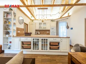 Prodej rodinného domu, Kostelec nad Černými lesy, 140 m2