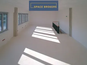 Pronájem skladu, Mikulov, 12000 m2