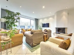 Pronájem rodinného domu, Dolní Břežany, V Úvozu, 380 m2