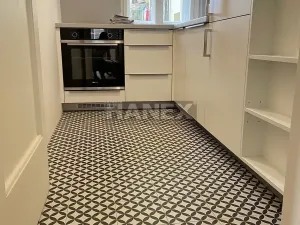 Prodej bytu 3+1, Praha - Vinohrady, Lucemburská, 82 m2