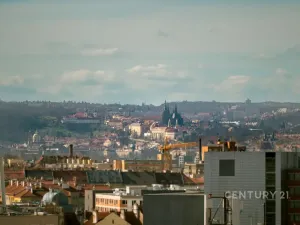 Prodej bytu 2+kk, Praha - Vysočany, Kolbenova, 65 m2