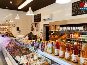 Pronájem obchodního prostoru, Černošice, Vrážská, 245 m2