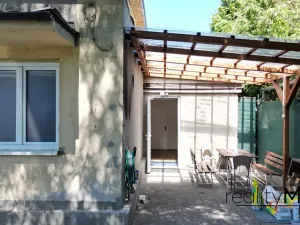 Prodej ubytování, Dobrovice, 500 m2