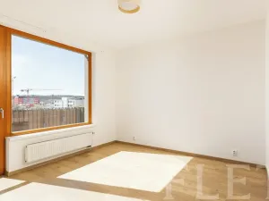 Pronájem bytu 3+kk, Praha - Hloubětín, Modrého, 91 m2