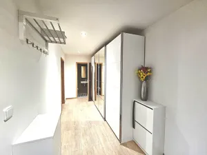 Pronájem bytu 2+kk, Jesenice, Nákupní, 65 m2