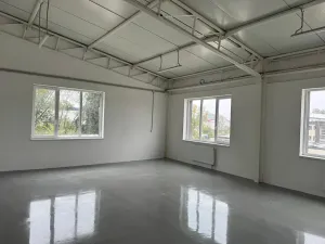 Pronájem skladu, Ostrov, 330 m2