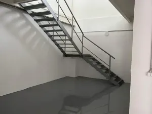 Pronájem skladu, Ostrov, 150 m2