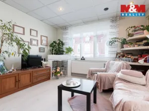 Prodej rodinného domu, Kravaře, Náměstí, 180 m2