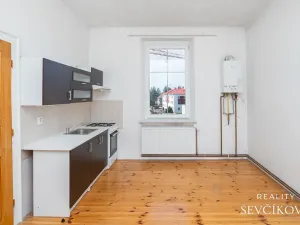 Prodej bytu 2+1, Hradec Králové, Pospíšilova, 69 m2