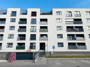 Pronájem bytu 2+kk, Praha - Uhříněves, Oty Bubeníčka, 45 m2