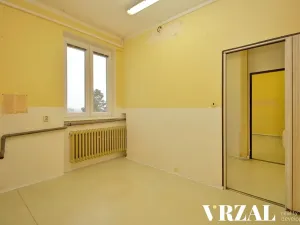 Pronájem ordinace, Plzeň, Francouzská třída, 63 m2