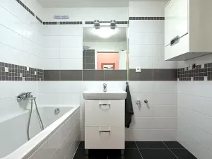 Pronájem bytu 2+kk, Brno, Mojmírovo náměstí, 73 m2