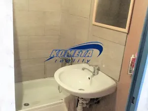 Pronájem bytu 1+kk, Olomouc, Nálevkova, 28 m2