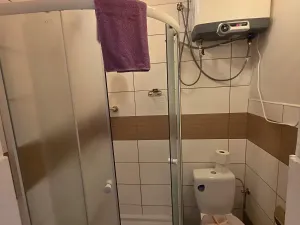 Pronájem bytu 1+kk, Praha - Modřany, Nesvadbova, 16 m2