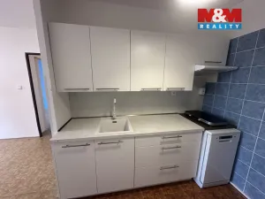 Pronájem bytu 2+kk, Praha - Kobylisy, Chotovická, 43 m2