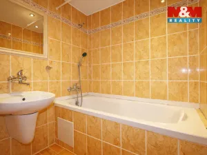 Prodej bytu 3+1, Jáchymov, třída Dukelských hrdinů, 60 m2