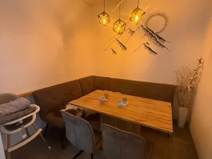 Pronájem restaurace, Harrachov, 103 m2