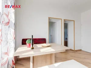 Prodej rodinného domu, Praha - Malešice, Bakalářská, 320 m2