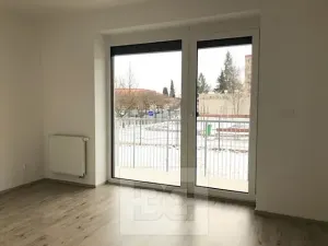 Pronájem bytu 2+kk, Klatovy, Cibulkova, 56 m2