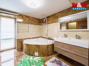 Prodej rodinného domu, Cheb, Dukelská, 140 m2