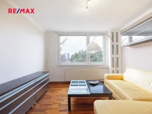 Pronájem bytu 2+1, Praha - Troja, Svídnická, 40 m2