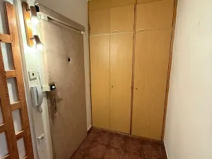 Pronájem bytu 3+1, Praha - Hlubočepy, Lamačova, 75 m2