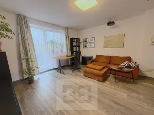 Pronájem bytu 2+1, České Budějovice, Heydukova, 70 m2