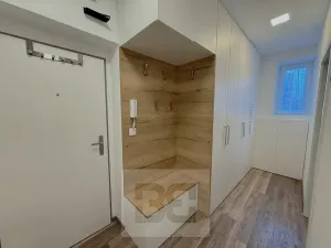 Pronájem bytu 2+1, České Budějovice, Heydukova, 70 m2