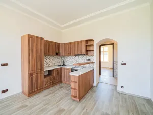 Prodej bytu 3+kk, Praha - Smíchov, Nádražní, 64 m2