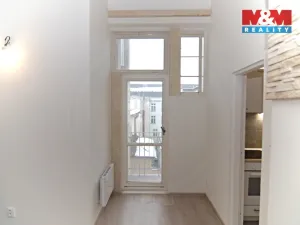 Pronájem bytu 2+1, Ostrava - Moravská Ostrava, Čs. legií, 37 m2