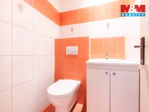 Prodej bytu 2+1, Holešov, nám. Svobody, 60 m2