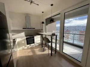 Pronájem bytu 3+kk, Praha, Počernická, 80 m2