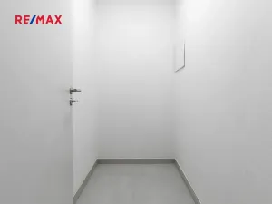 Pronájem bytu 2+kk, Plzeň, Slovanská, 56 m2