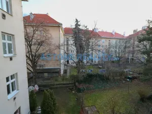 Pronájem bytu 1+kk, Praha - Nusle, Na Jezerce, 39 m2