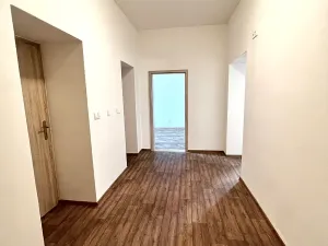 Pronájem pokoje, Brno, Sokolská, 89 m2