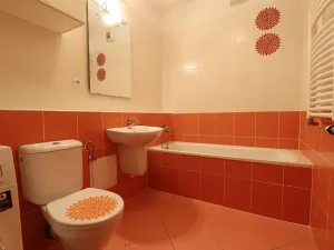 Pronájem bytu 1+kk, Praha - Vysočany, Pod Harfou, 34 m2