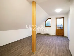 Pronájem rodinného domu, Roblín, 200 m2