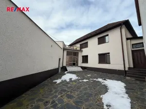 Prodej bytu 2+1, Komňa, 44 m2