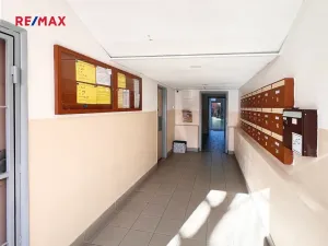 Prodej bytu 2+kk, Praha - Bohnice, Zelenohorská, 43 m2