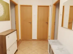 Prodej bytu 3+1, Karlovy Vary, I. P. Pavlova, 83 m2