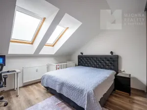 Prodej bytu 3+kk, Holubice, 67 m2