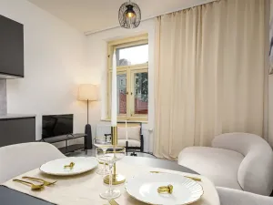 Pronájem bytu 2+kk, Praha - Vršovice, Košická, 36 m2