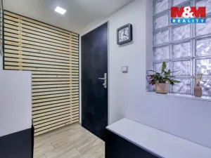 Pronájem bytu 3+kk, Plzeň - Doubravka, Školní, 60 m2