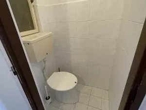 Pronájem bytu 1+kk, Praha - Břevnov, Šlikova, 29 m2